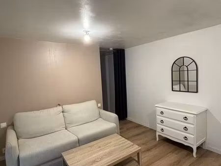 studio meublé 21 m² – toutes charges comprises – domfront-en-champagne