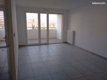 t2 à louer dans résidence récente sécurisée