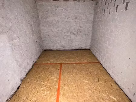 location cave 8m² – suresnes limites puteaux – sol neuf – peinture neuve – 115/mois charge