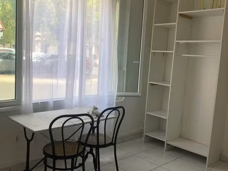 à louer studio chauny centre