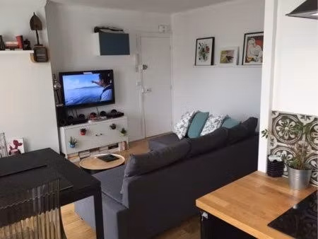 t2 meuble 38m 1100 suresnes seine