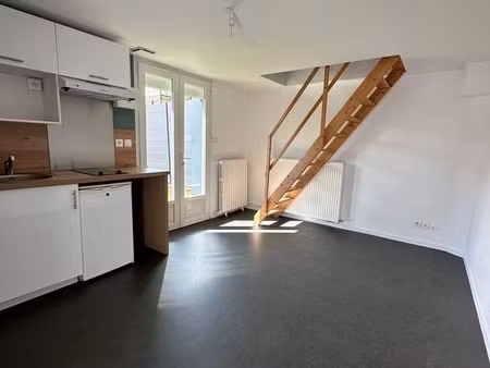 ? t2 au pied des facultés ?