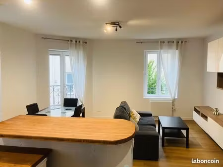 t2 meublé 43 m²  proche pépinière  lumineux et rénové