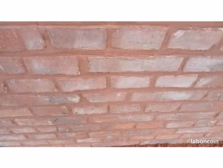 recherche maison avec jardin a la location secteur puisieux 62116 je peut mettre 600 a 650