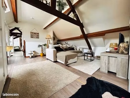 appartement à louer en plein centre ville - au 2e étage