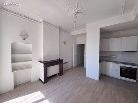 t3 cours julien - rue de rome