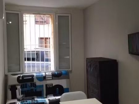 studette centre ville martigues