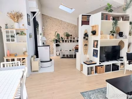 charmante maison de village avec terrasse et vue dégagée