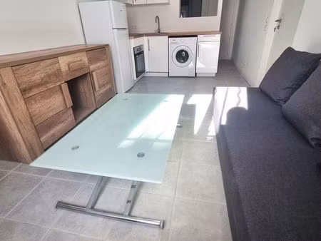 appartement de 24 m² + terrasse 8 m²