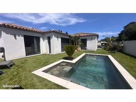terrain 350 m²  lotissement miramas