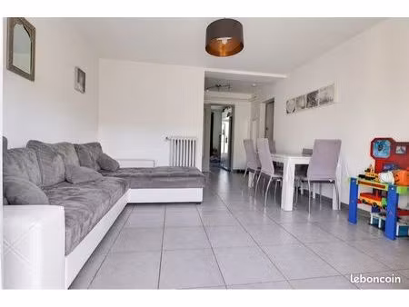 appartement t4 13011