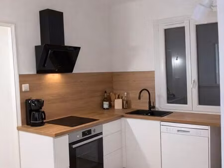 t3 55 m2 au sol rénové - 2 lots réunis - loggia -ascenseur