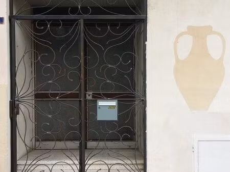 t2 bis 60m² avec entrée indépendante