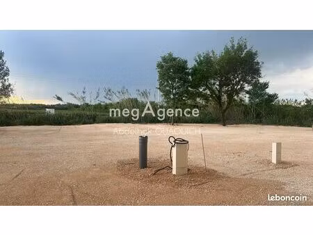 terrain 600 m² saliers (arles)