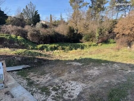 terrain 409 m² saint savournin