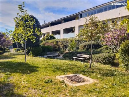 appartement studio 32m² avec terrasse-jardin (garage en option) et