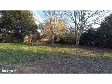terrain 350 m² aix en provence