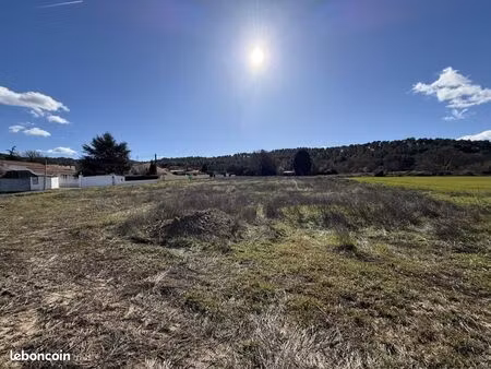terrain 850 m² gardanne