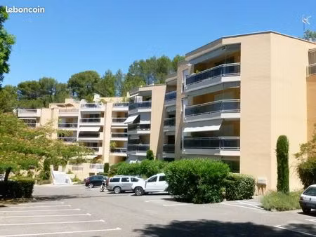 appartement 4-5 pièces ± 114m2 a carnoux 13470