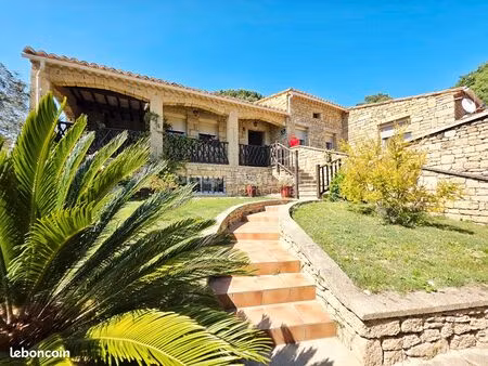 maison 5 pièces 155 m²