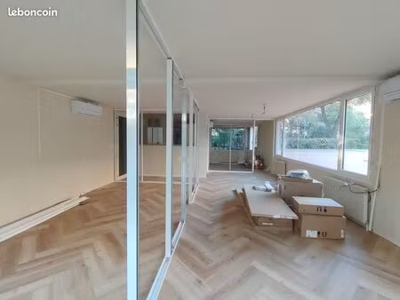 bureau lumineux – quartier la torse