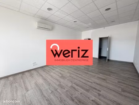 bureau 119 m²