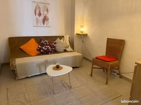 à louer studio meublé eguilles 13510