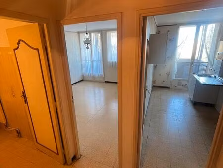 appart t2 + terrasse