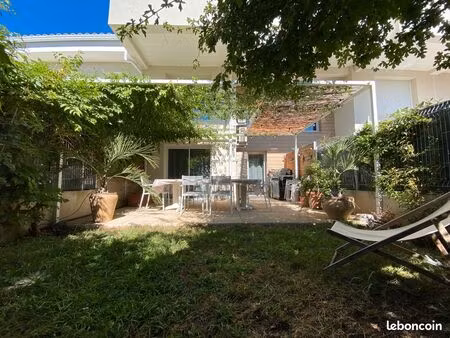 appartement duplex 93 traverse party 13013