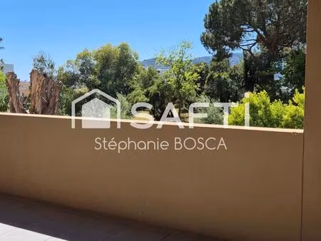 t2 vue dégagée - stationnement privatif