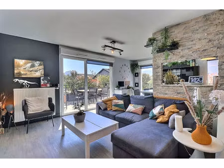 appartement 3 pièce(s) duplex avec terrasse et garage