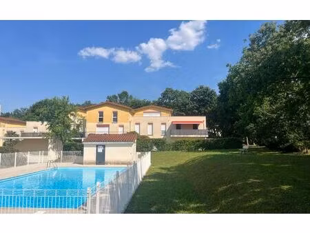 location appartement  m² t-2 à sérézin-du-rhône  838 €