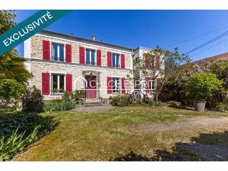 meulière 7 pièces  140m² en centre-ville