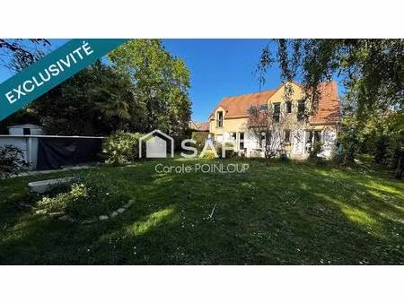 maison d'environ 160 m2 sur le domaine poirier