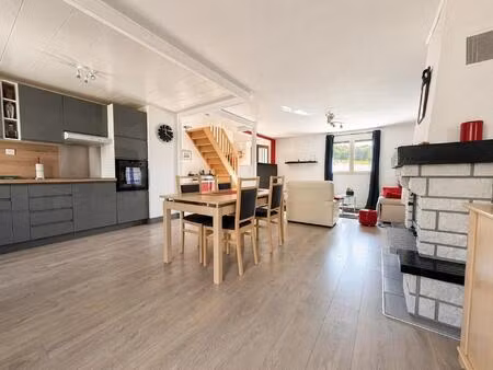 maison familiale traditionnelle au calme