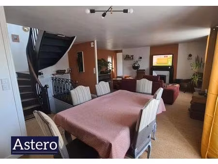 élégante maison de maître de 197 m² – centre de rohan (56)