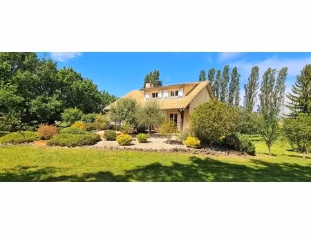 villa d'architecte t7 saint genies bellevue