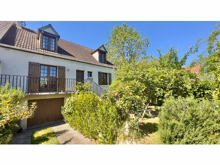 pavillon 6 pièces 110 m² à viry-châtillon  jardin et double garage
