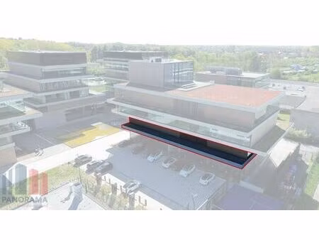 commercieel te huur in oostkamp