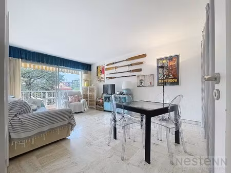 appartement 2 pièces à vendre à antibes - val claret