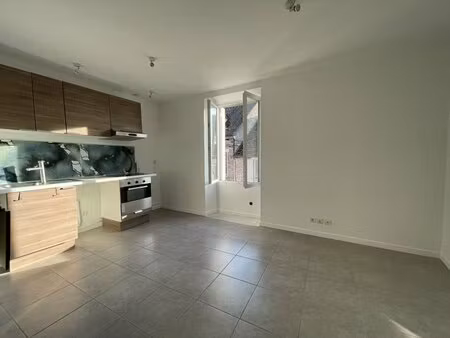 appartement 2 pièces 27 m² à louer milly-la-forêt 91490 ? | era immobilier