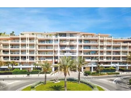 palais napoléon - studio de 30m2 + garage