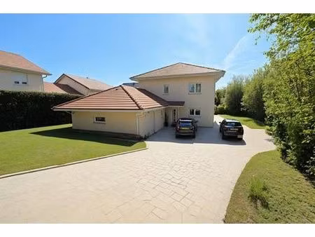 villa de 7 pièces de luxe en vente thoiry  france