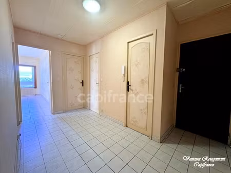 auxerre (89) appartement à fort potentiel au sien d'une résidence sécurisée