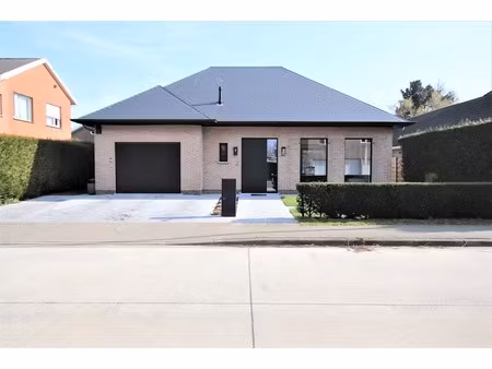 huis te huur in sint-michiels met 2 slaapkamers