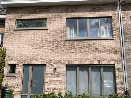 huis te huur in mortsel met 5 slaapkamers