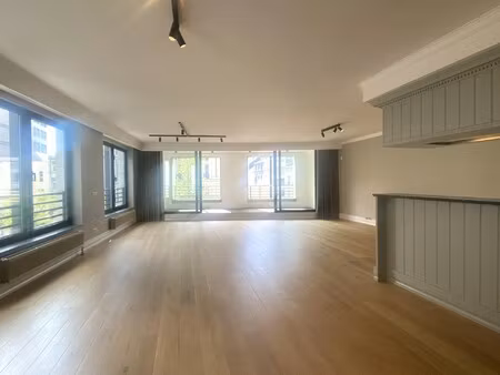 appartement te huur in antwerpen met 2 slaapkamers