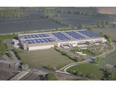 vente/location entrepôt / local d'activités ruffec 29 830 m²