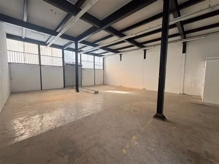 location local d'activités bezons 138 m²