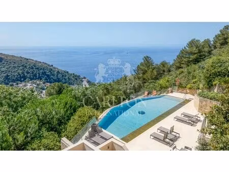 eze  à quelques minutes de monaco  plages  importante propriété avec vue mer...